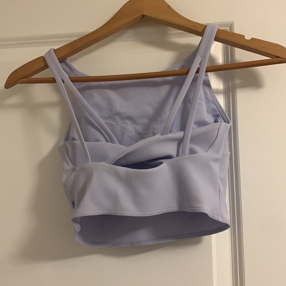 Lululemon Ribbed Back-Twist Yoga Bra *Light Support, C/D Cup Size 4 - Picture 5 of 6